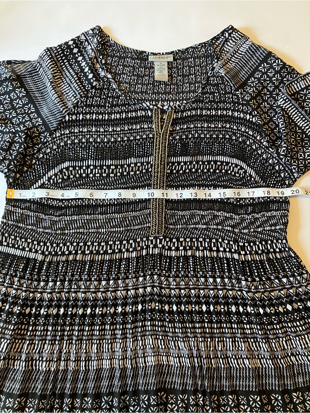 Catherines Black & White Printed Tunic with Keyhole Trimmed with Silver Beads - Picture 7 of 8